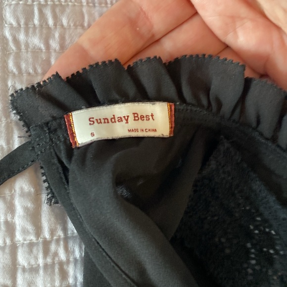 Black Aritzia Sunday Best sleeveless Raleigh Dress size Small in EUC. - Picture 3 of 9